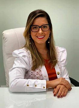 Dra. Camila Curado Santos